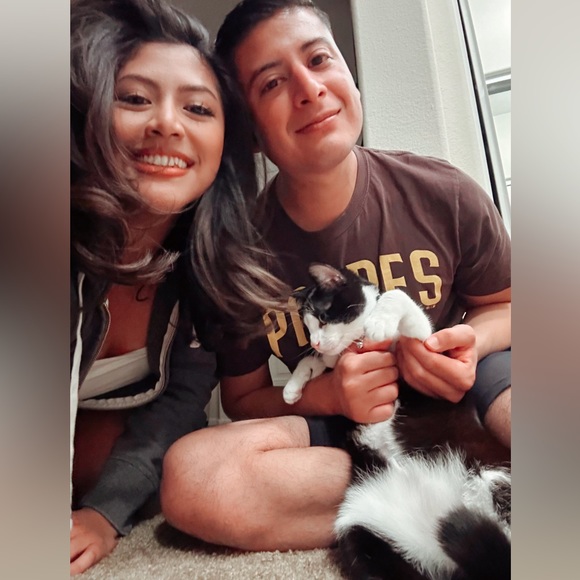 Meet your Posher, Jami 💕 - Picture 10 of 14